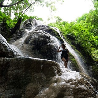 Bua Tong Waterfall Trip